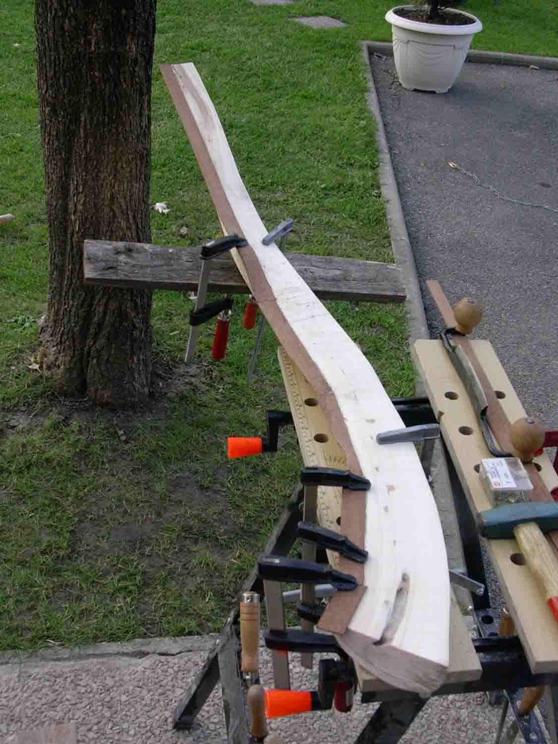 collage plaquage acajou.JPG