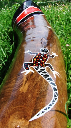 un autre lézard près de la cloche