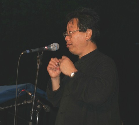 trân.jpg